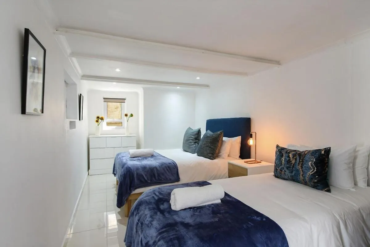 Bakoven Beach House Cape Town