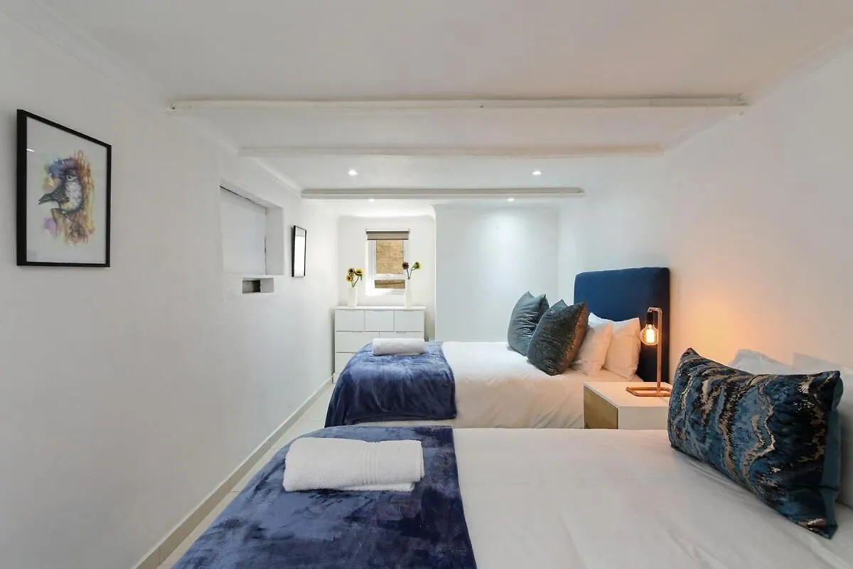 Holiday home Bakoven Beach House Cape Town
