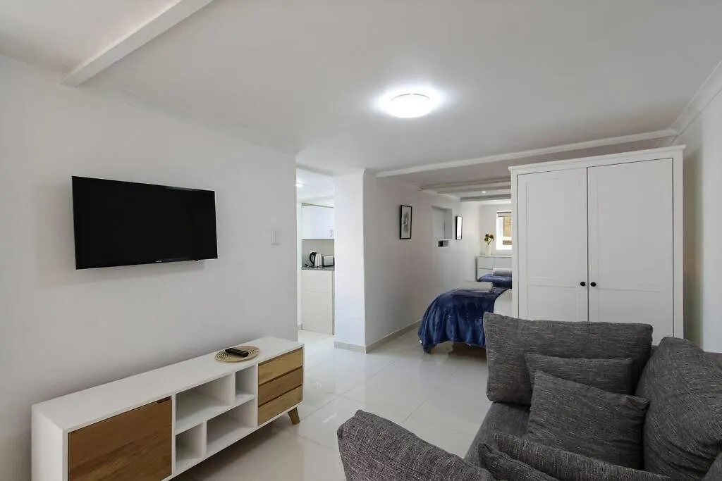 Holiday home Bakoven Beach House Cape Town